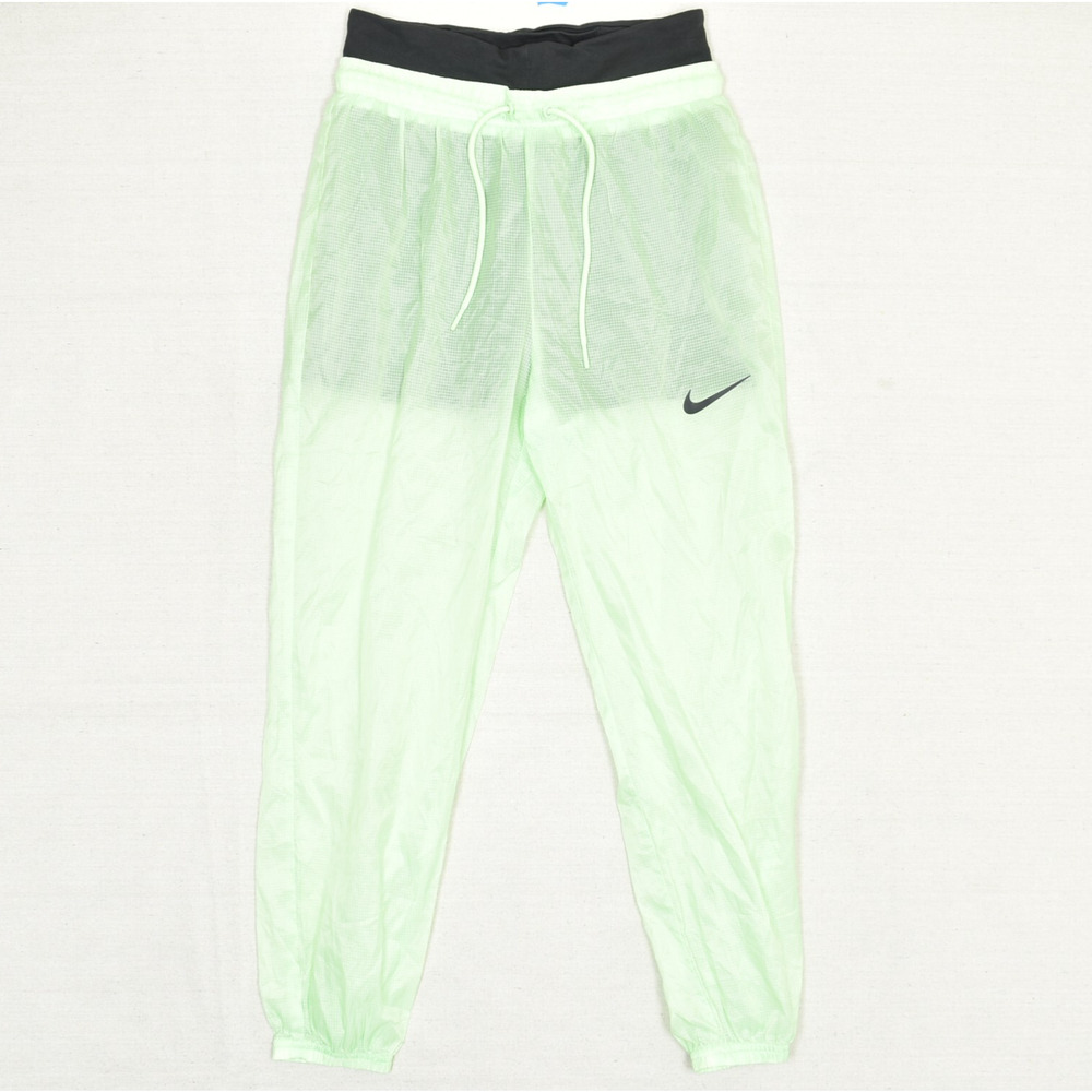 Nike Sportswear Men's Jogger Polyester Green Size S Short Windbreaker Shorts